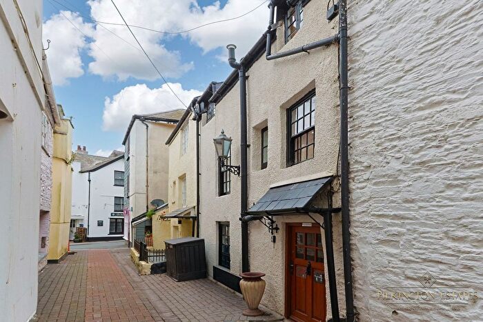 4 Bedroom Terraced House For Sale In Lower Market Street, Looe, Cornwall, PL13