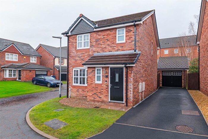 3 Bedroom Detached House For Sale In Sycamore Gardens, Leyland, PR25