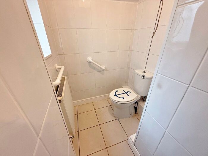 3 Bedroom Terraced House For Sale In High Street, Pontarddulais, Swansea, SA4