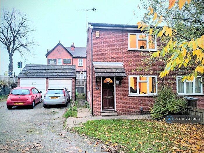 2 Bedroom End Of Terrace House To Rent In Dunkirk Road, Nottingham, NG7