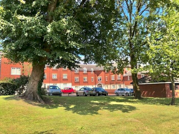 2 Bedroom Flat To Rent In Woodlands Court, Bradley Stoke, Bristol, BS32