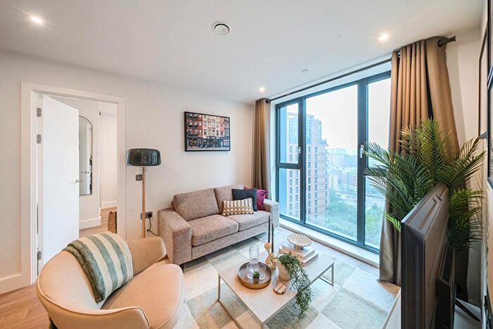 2 Bedroom Apartment To Rent In Uncle Leeds, Whitehall Leeds, LS12