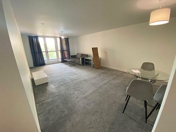 2 Bedroom Apartment To Rent In Adelphi Street, Manchester, M3