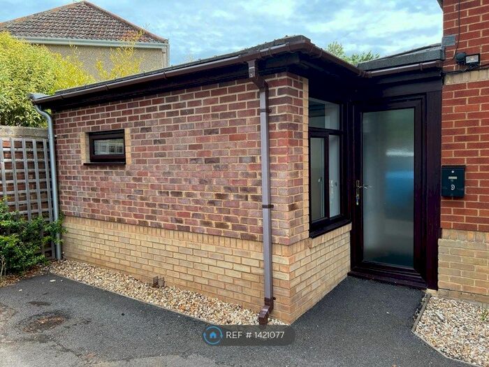 1 Bedroom Bungalow To Rent In Matrix House, Chippenham, SN15