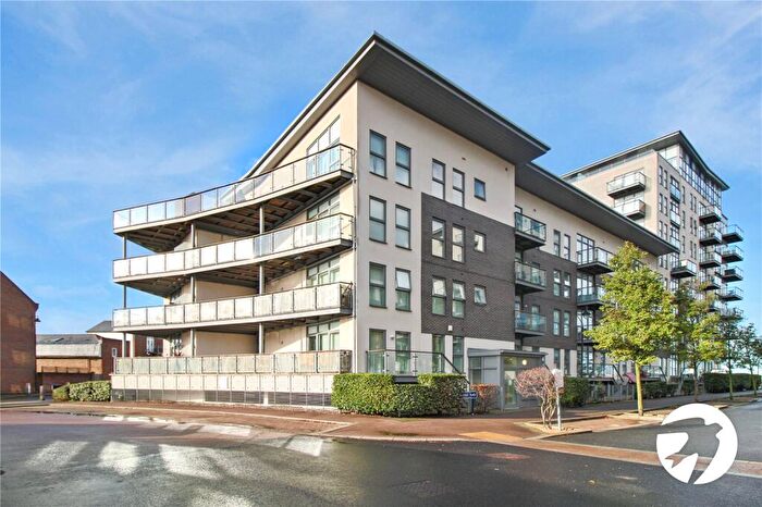 1 Bedroom Flat To Rent In Clarinda House, Clovelly Place, Greenhithe, Kent, DA9