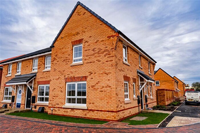 3 Bedroom End Of Terrace House For Sale In Bristol Avenue, New Waltham, Grimsby, North East Lincolnshir, DN36