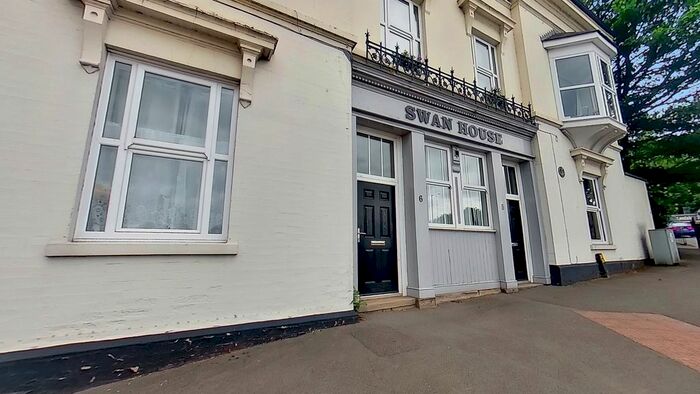 1 Bedroom Flat To Rent In Swan House, Burton Bridge, Burton-On-Trent, Staffordshire, DE15