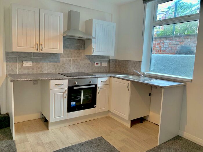 1 Bedroom Flat To Rent In Woodborough Road, Nottingham, NG3