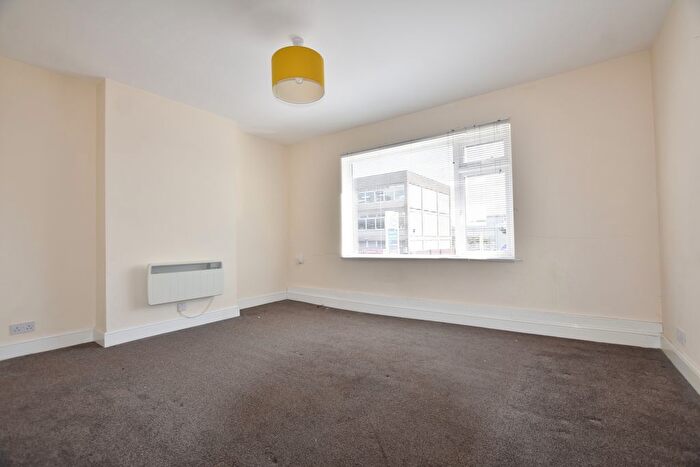 1 Bedroom Flat To Rent In St Albans Road, Watford, WD24
