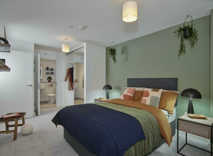 3 Bedroom Apartment To Rent In Pin Yard Leeds, LS11