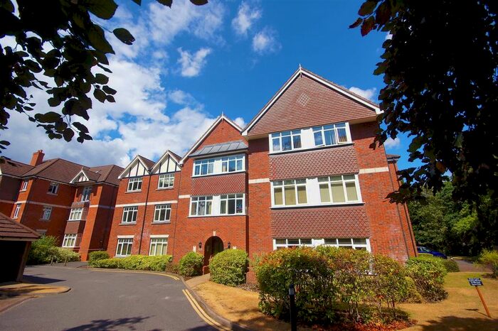 2 Bedroom Flat To Rent In Wake Green Road, Moseley, Birmingham B13