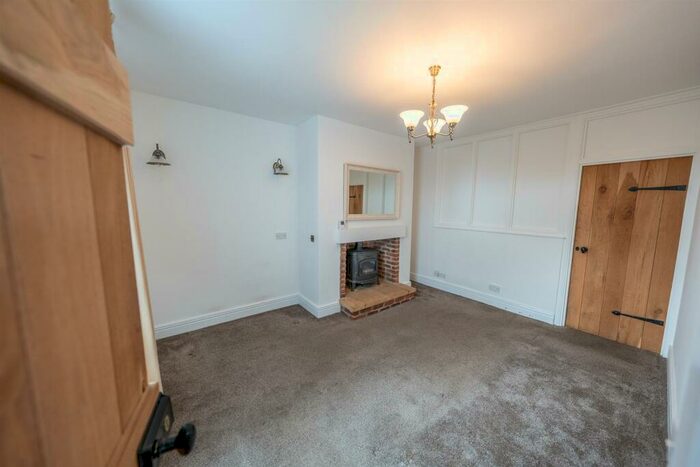 2 Bedroom Terraced House For Sale In Cypress Road, Eighton Banks, NE9