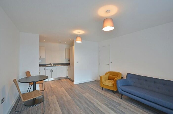 1 Bedroom Apartment To Rent In Apartment, The Forum, Pershore Street, Birmingham, B5