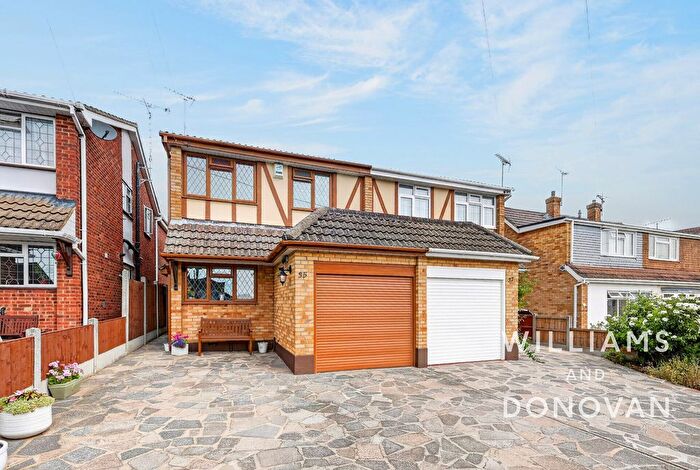 4 Bedroom Semi-Detached House For Sale In Cumberland Avenue, Benfleet, SS7