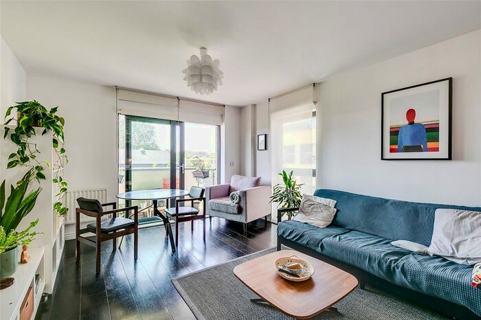 1 Bedroom Flat To Rent In Oval Road, Camden, NW1