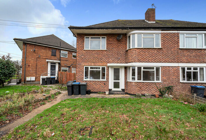 2 Bedroom Maisonette To Rent In Cheston Avenue, Shirley, Croydon, CR0