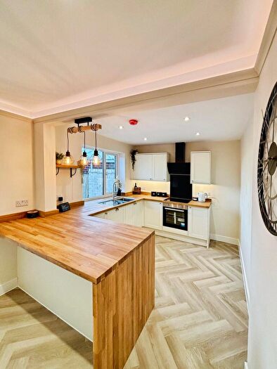 3 Bedroom Semi-Detached House For Sale In Gregory Avenue, Breaston, DE72