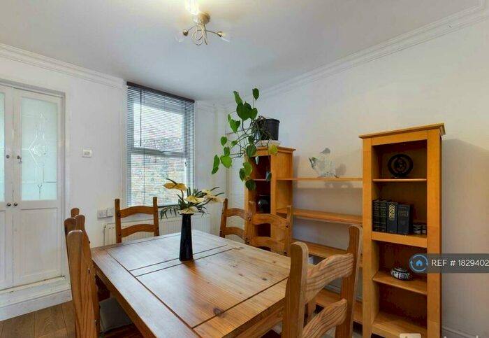 2 Bedroom Terraced House To Rent In Watling Street, Bletchley, Milton Keynes, MK2