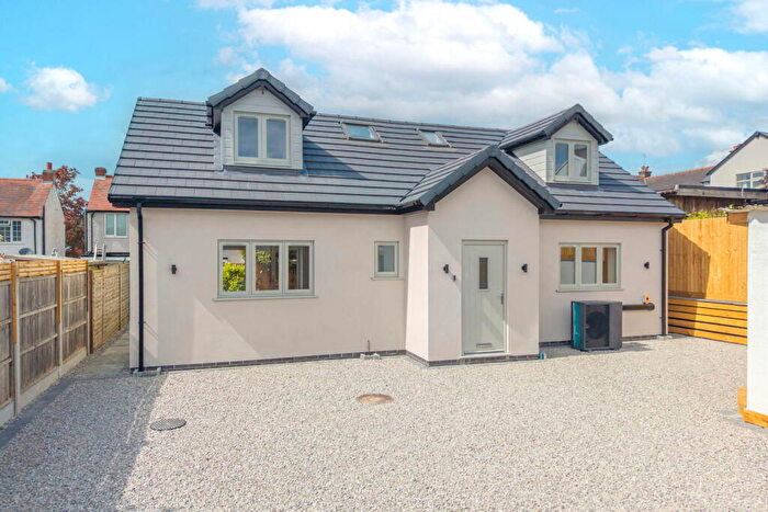 3 Bedroom Detached Bungalow For Sale In The Rough, Redditch, B97