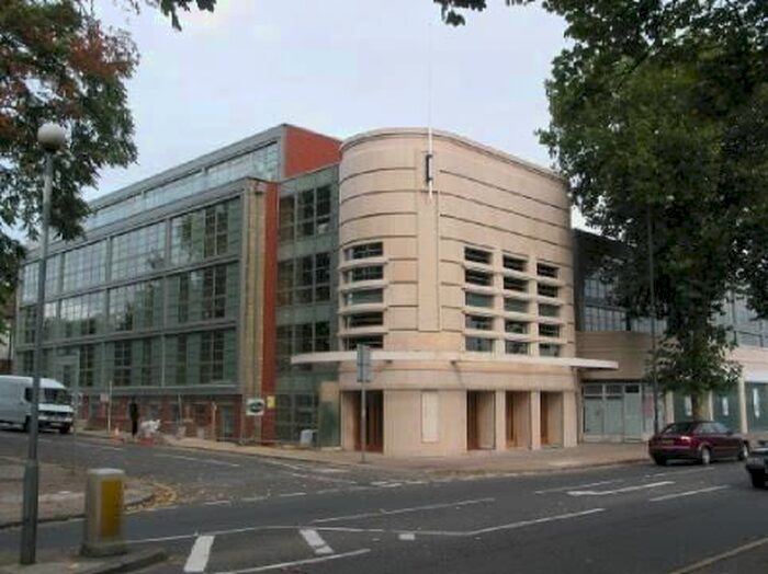 2 Bedroom Flat To Rent In London Road, Isleworth, TW7