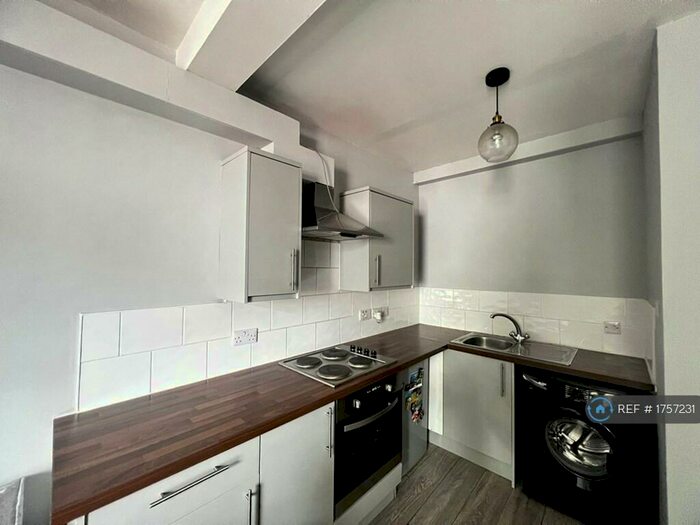 1 Bedroom Flat To Rent In White Hart Court, Market Rasen, LN8