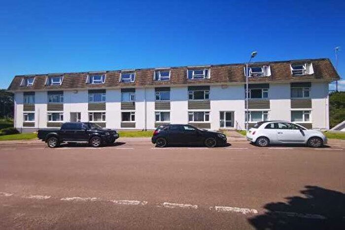 2 Bedroom Flat To Rent In Shelburne Court, Falmouth, TR11