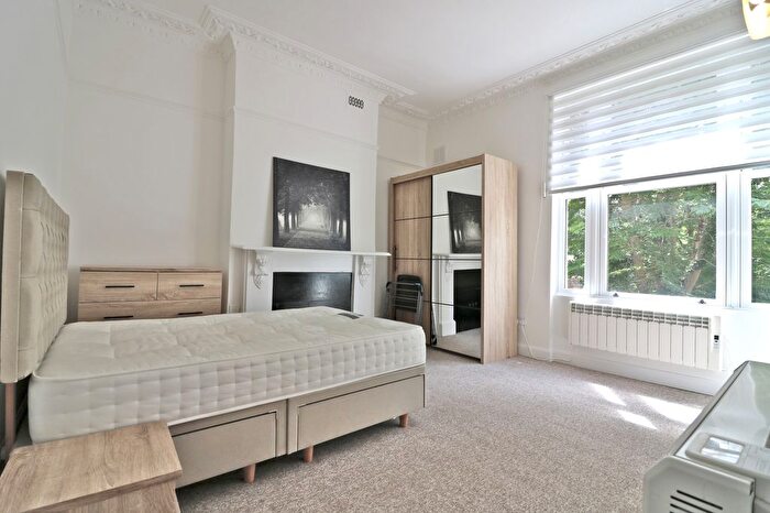 Studio To Rent In Windsor Road, Ealing, W5