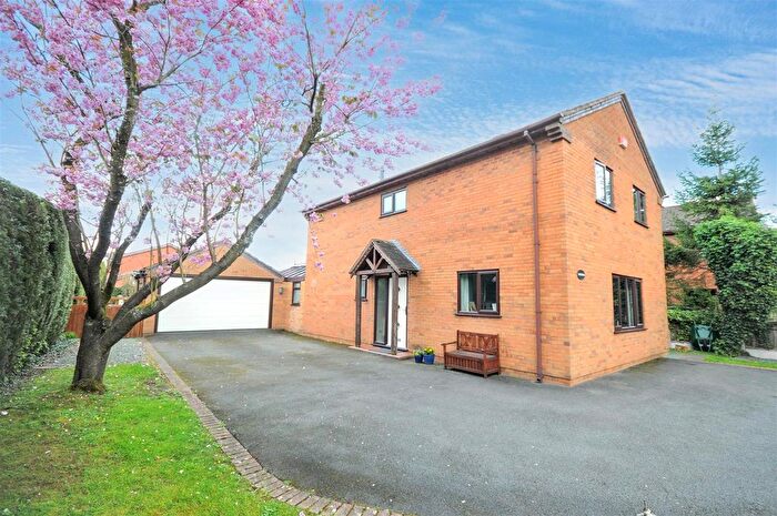 5 Bedroom Detached House For Sale In Yarnfield Lane, Yarnfield, Stone, ST15