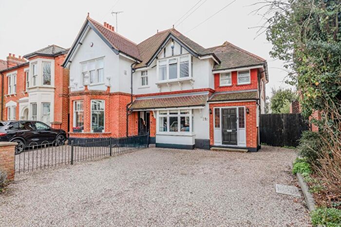 4 Bedroom Semi Detached House For Sale In St. Vincents Road, Westcliff-On-Sea, SS0