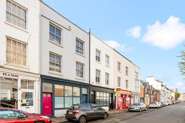 4 Bedroom Terraced House For Sale In Rock Street, Brighton, BN2