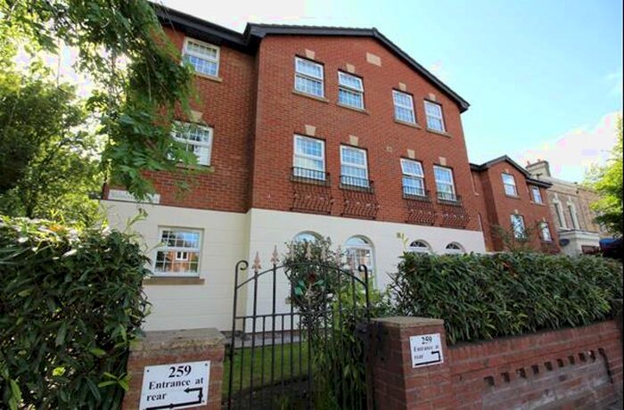 2 Bedroom Apartment To Rent In Walmersley Manor, Walmersley Road, Bury, BL9