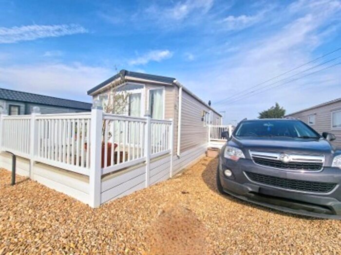 2 Bedroom Park Home For Sale In Claypits, Eastington, GL10