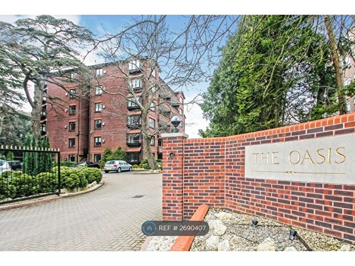 2 Bedroom Flat To Rent In The Oasis, Poole, BH13