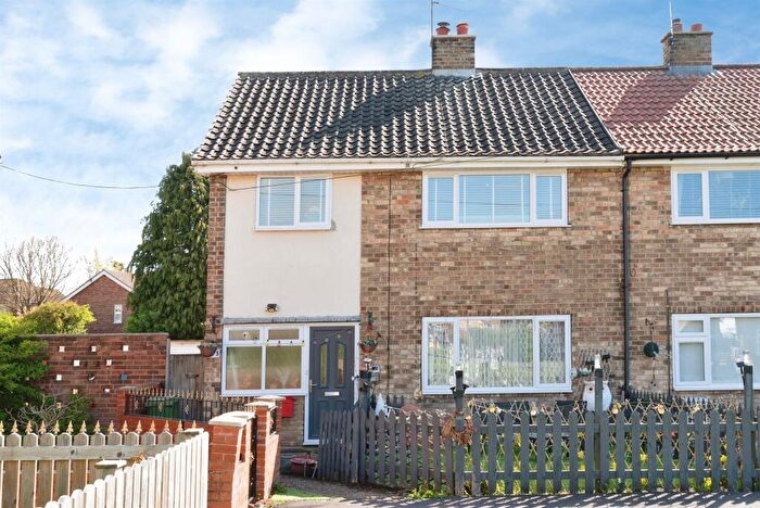 3 Bedroom End Of Terrace House For Sale In Saffrondale, Anlaby, Hull, HU10