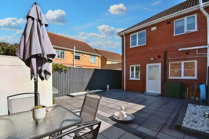 3 Bedroom End Of Terrace House For Sale In Woolpack Meadows, North Somercotes, Louth, LN11