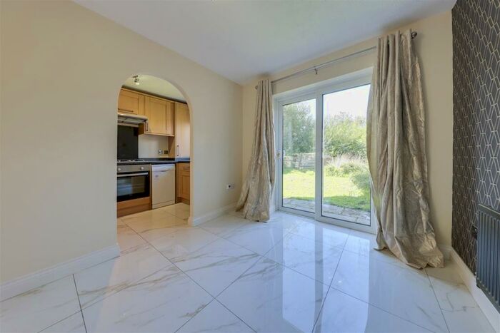 3 Bedroom Semi-Detached House To Rent In Holden Wood Drive, Haslingden, Rossendale, BB4
