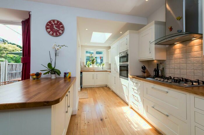 4 Bedroom House To Rent In Marina Avenue, Motspur Park, Surrey, KT3