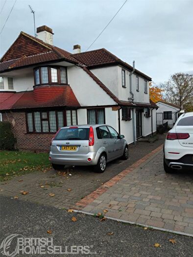 4 Bedroom Semi Detached House For Sale In Exford Road, London, SE12