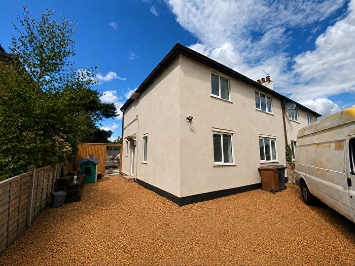 3 Bedroom House To Rent In Firgrove Road, SO52