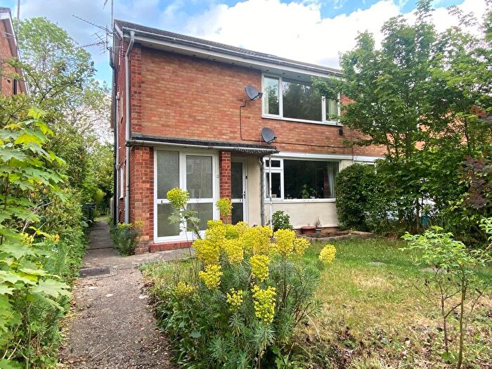 2 Bedroom Maisonette For Sale In Hillfield Road, Comberton, Cambridge, CB23