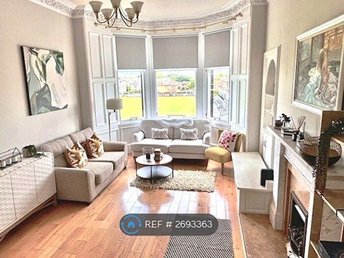 3 Bedroom Flat To Rent In Bangholm Terrace, Edinburgh, EH3