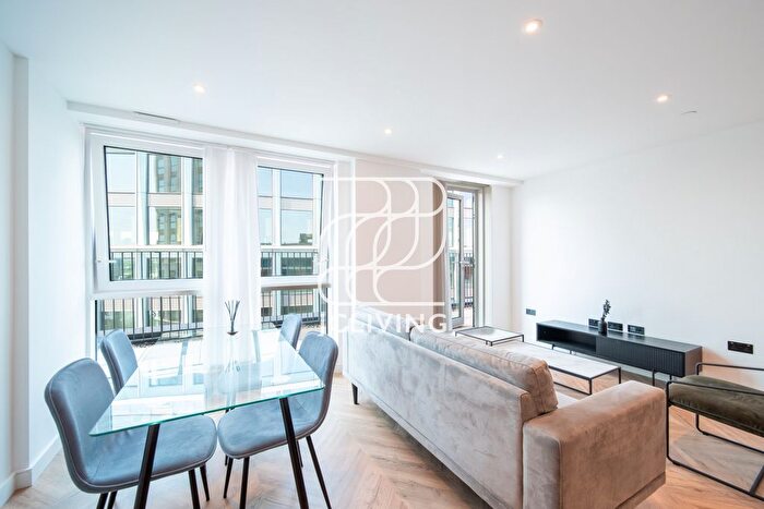 2 Bedroom Flat To Rent In Tryon House, Brook Street, KT1