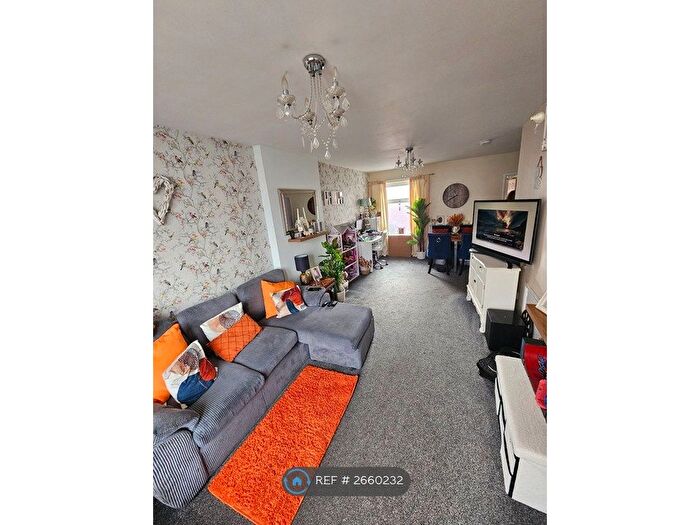 2 Bedroom Terraced House To Rent In Walden Road, Portsmouth, PO2