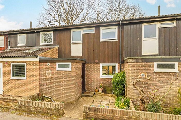 3 Bedroom Terraced House For Sale In Farrier Close, Sunbury-On-Thames, TW16