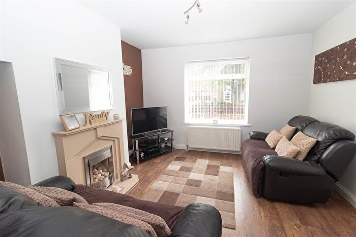 2 Bedroom Semi-Detached House For Sale In Edington Road, North Shields, NE30