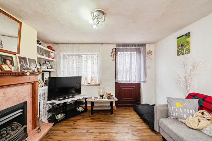 2 Bedroom Terraced House For Sale In Ingate, Beccles, NR34