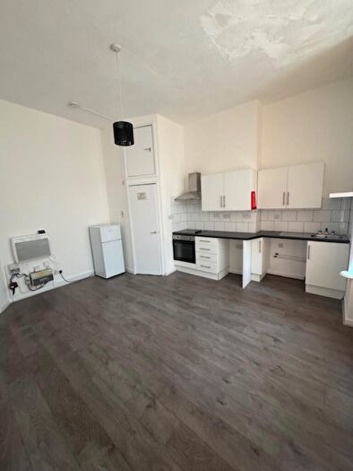 Studio To Rent In Denzil Ave, SO14