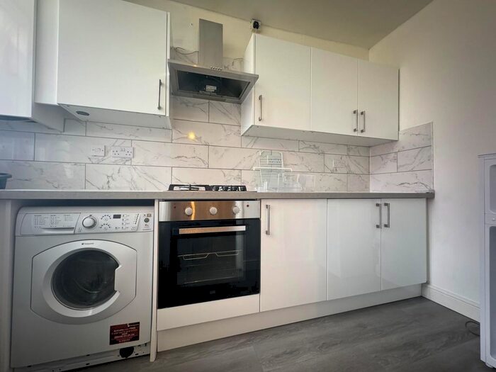 1 Bedroom Flat To Rent In Abbeydale Road, Sheffield, S7