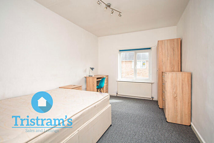 5 Bedroom Flat To Rent In Leengate, Lenton, NG7