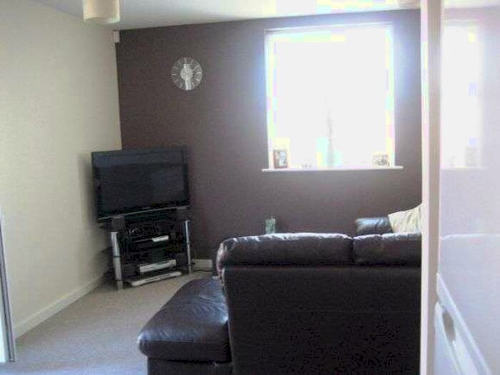 2 Bedroom Property To Rent In Brompton Road, Hamilton Hamilton, Leicester, LE5